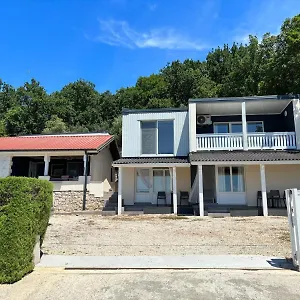 Bosnjak Starigrad Paklenica