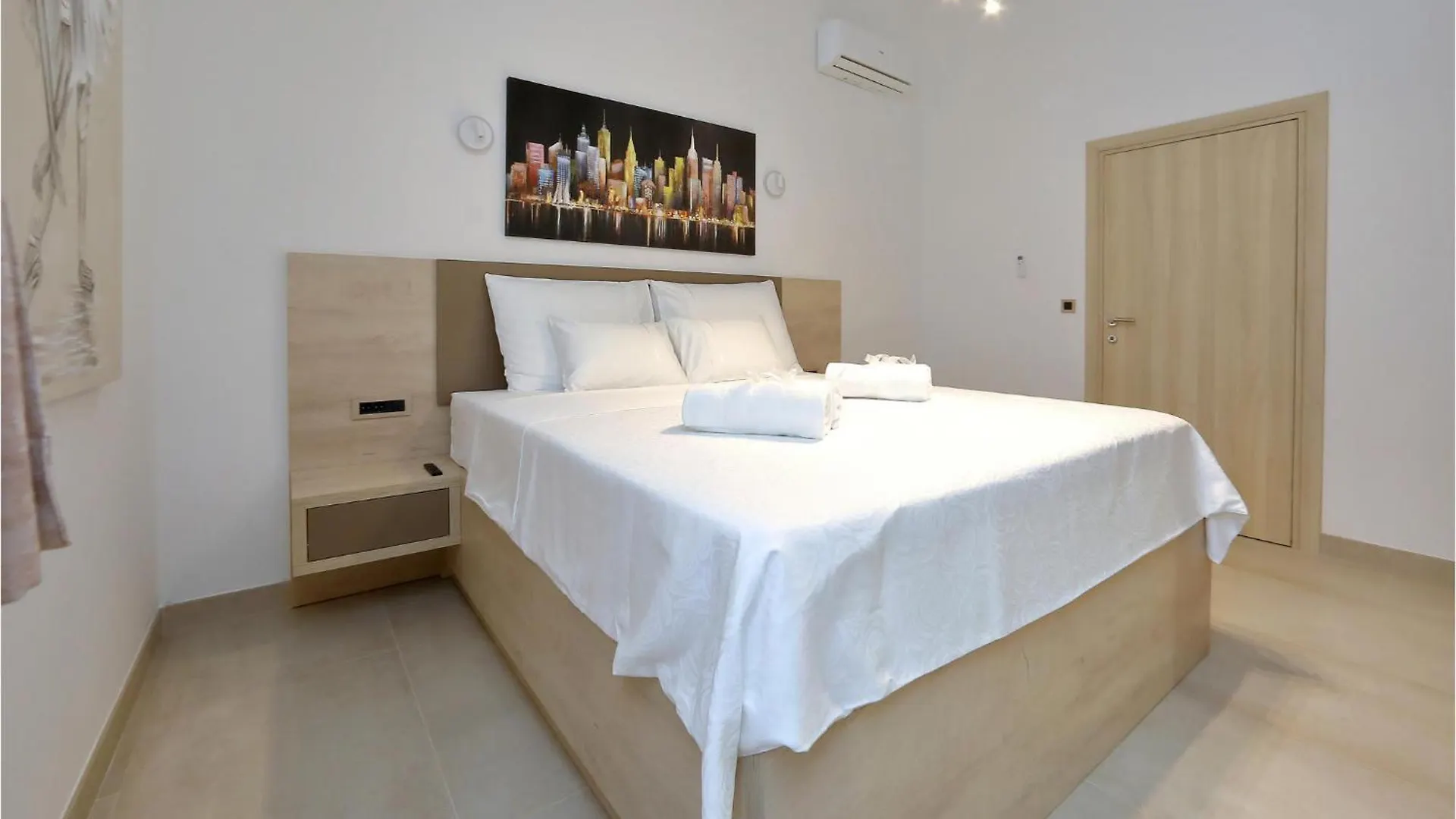 Stunning Home In Starigrad Paklenica With Wifi 0*,